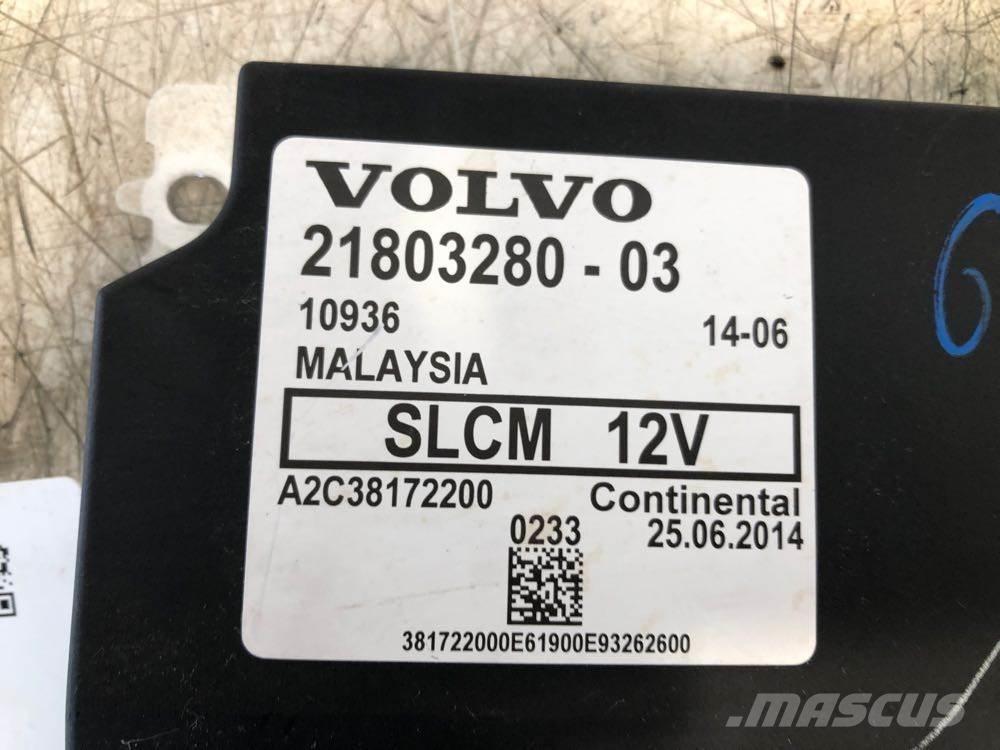 Volvo VNL Cabines e interior