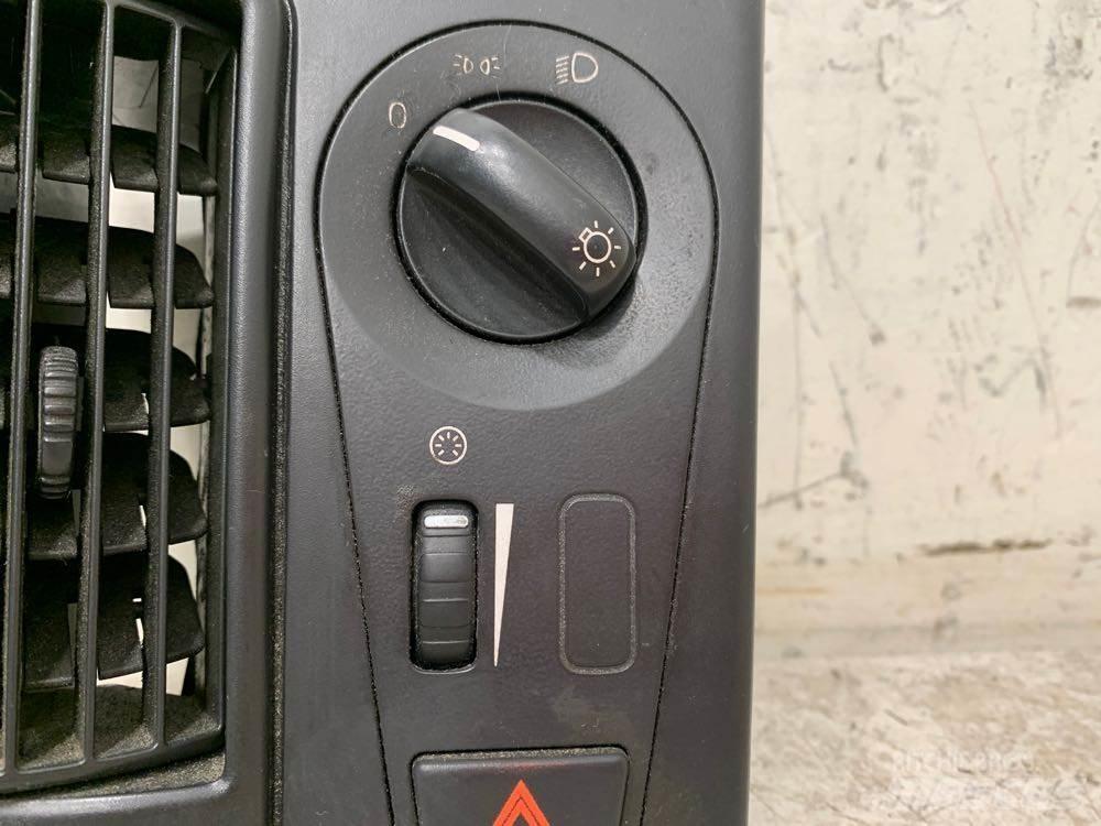 Volvo VNL Electrónica