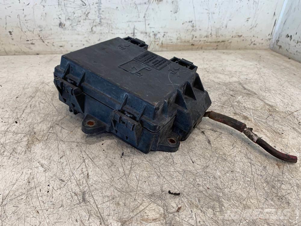 Volvo VNL Electrónica