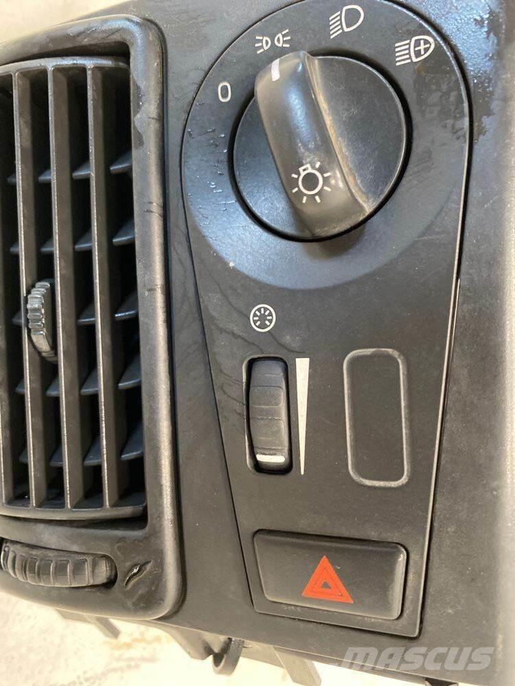 Volvo VNL Electrónica