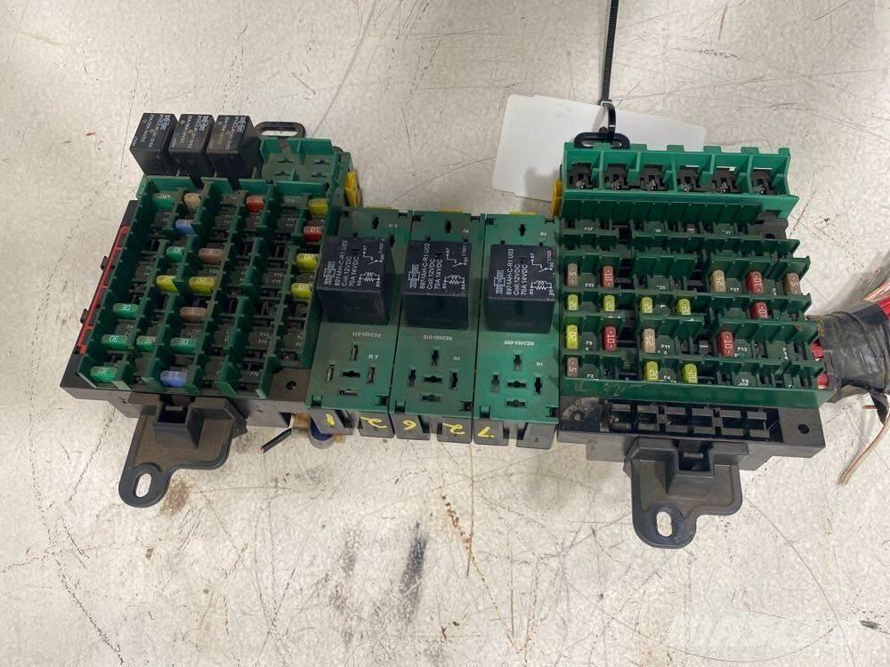 Volvo VNL Electrónica