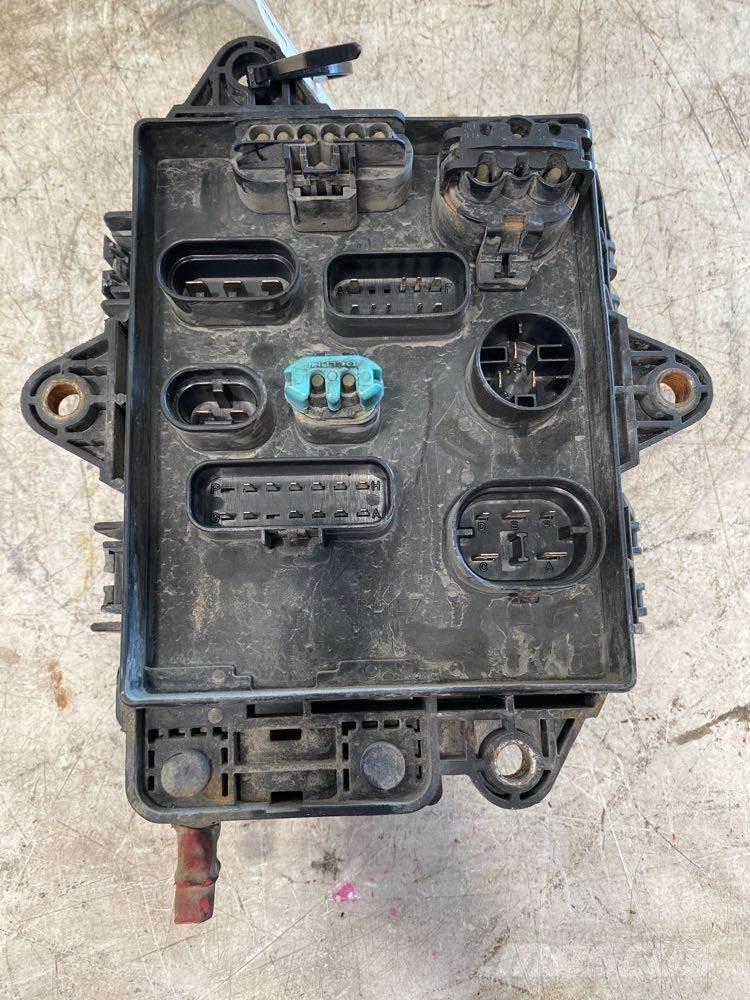 Volvo VNL Electrónica