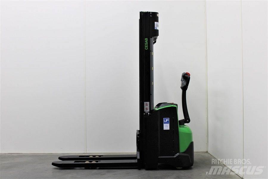 Cesab S 212 / 450 Empilhador para operador externo
