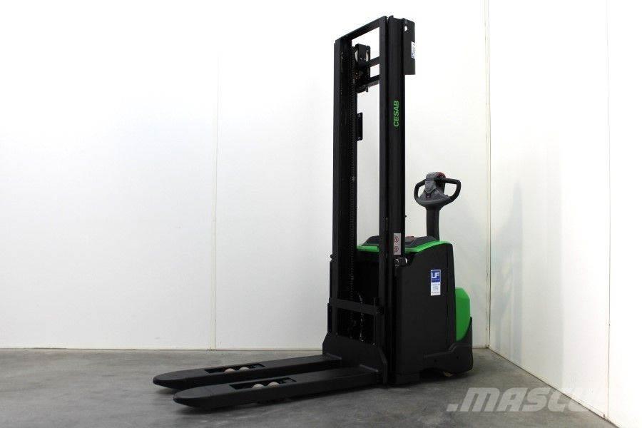 Cesab S 214 / 325 Empilhador para operador externo