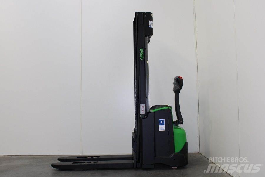 Cesab S 214 / 475 Empilhador para operador externo