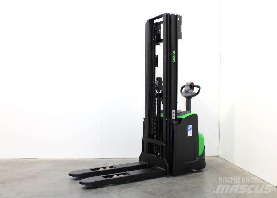 Cesab S 214 / 475 Empilhador para operador externo