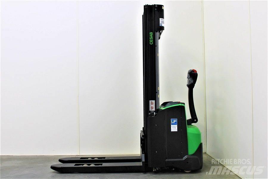 Cesab S 214 L / 445 Empilhador para operador externo