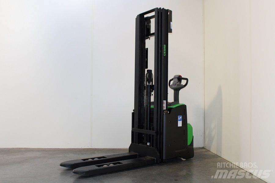 Cesab S 214 L / 475 Empilhador para operador externo