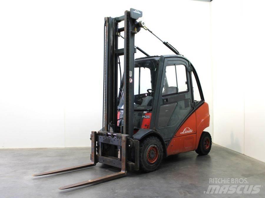 Linde H 25 D Empilhadores Diesel