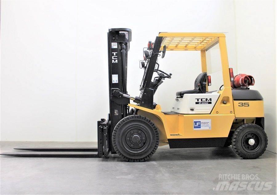 TCM FG 35 N7T Empilhadores a gás