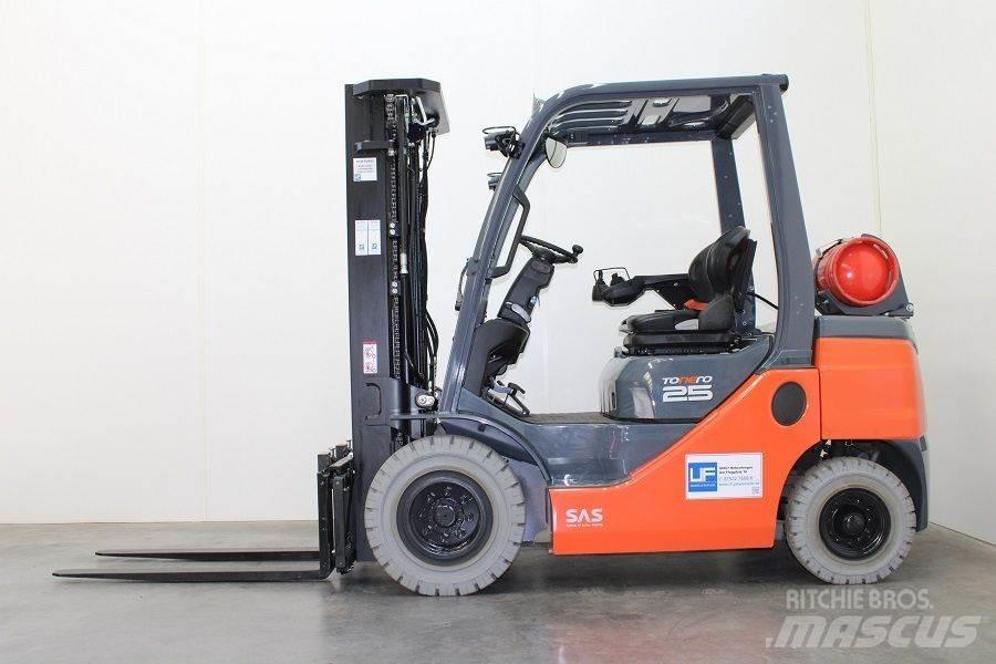 Toyota 02-8FGF25 Empilhadores a gás