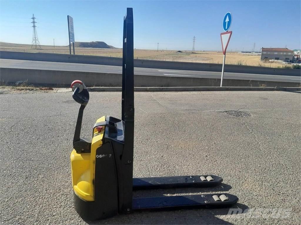 Hyster P1.6 Porta palettes