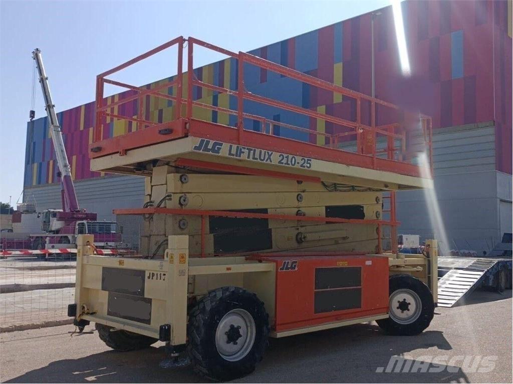 JLG 210-25 Elevadores de tesoura