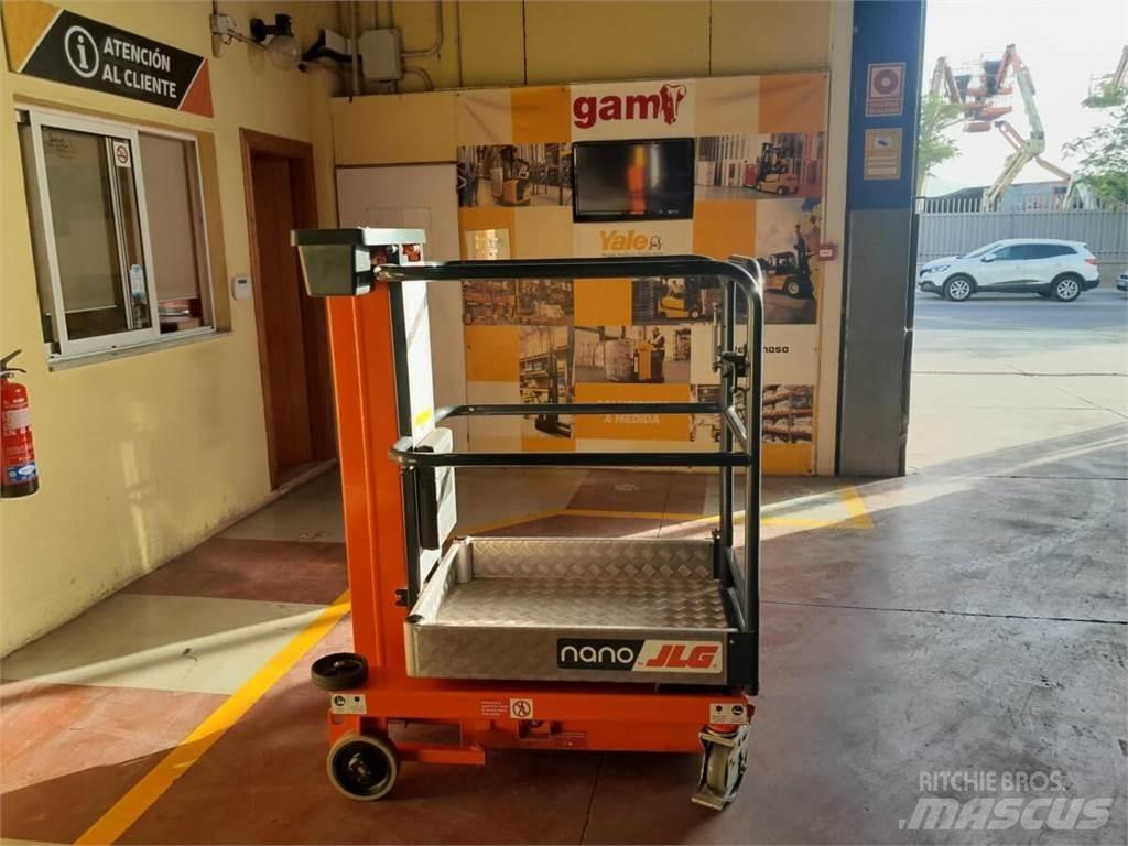 JLG NANO Plataformas de Mastro Vertical