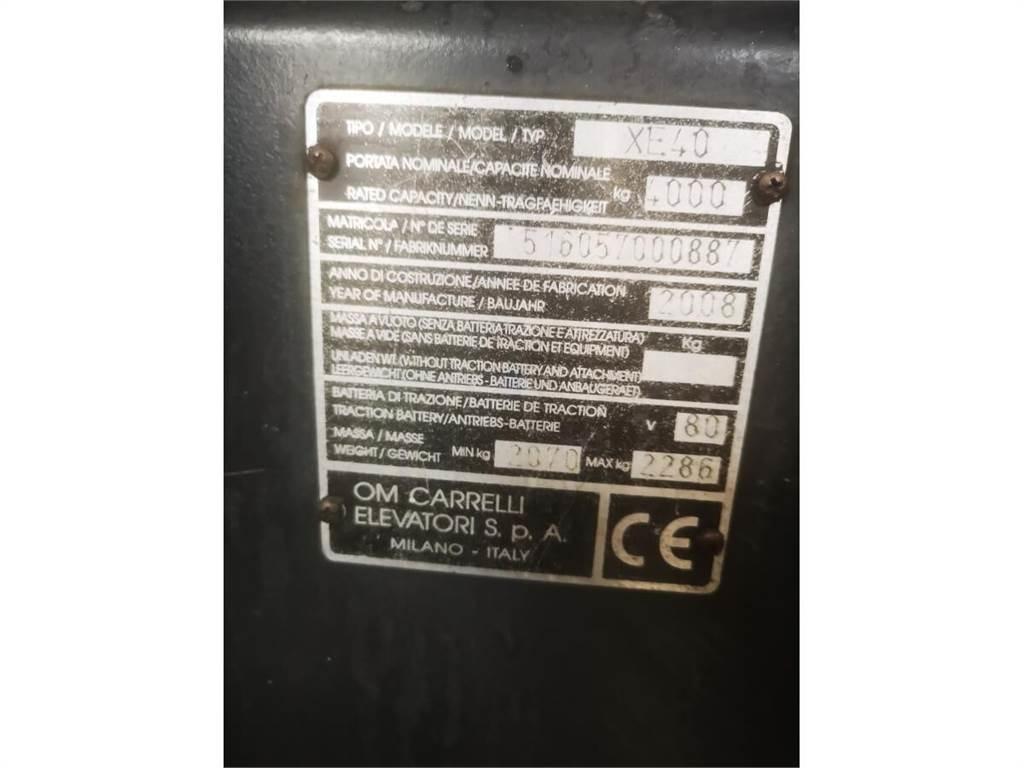 OM XE40 Empilhadores eléctricos