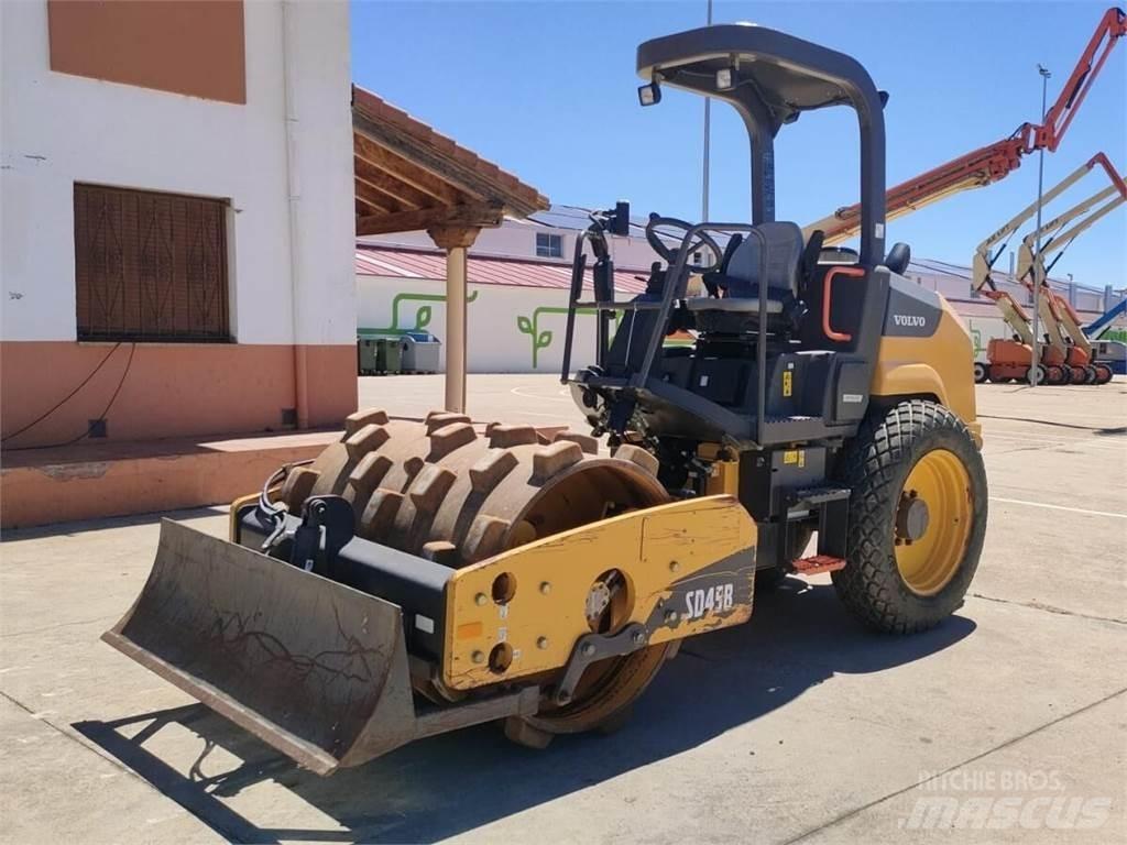 Volvo SD45B Compactadores para terra