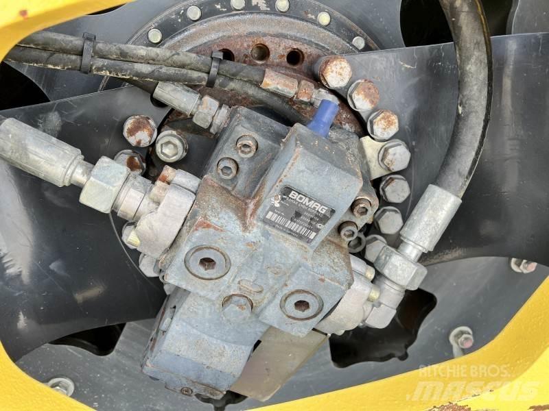 Bomag BW 213 PDH-5 Cilindros Compactadores monocilíndricos