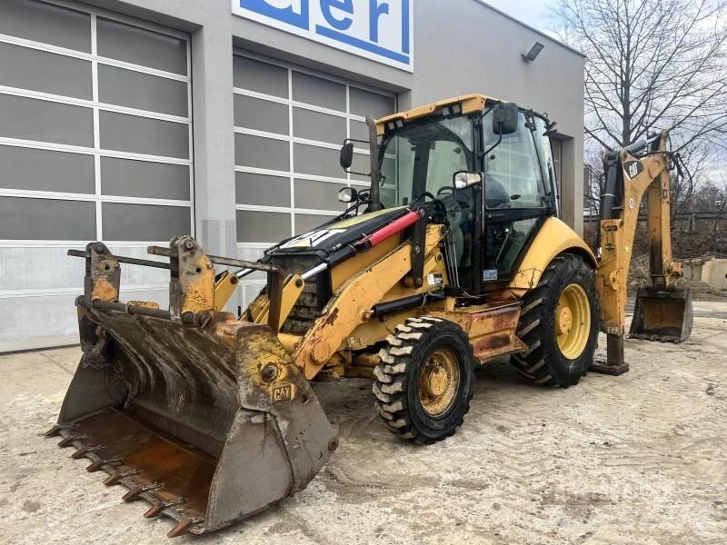 CAT 428 E Retroescavadeiras