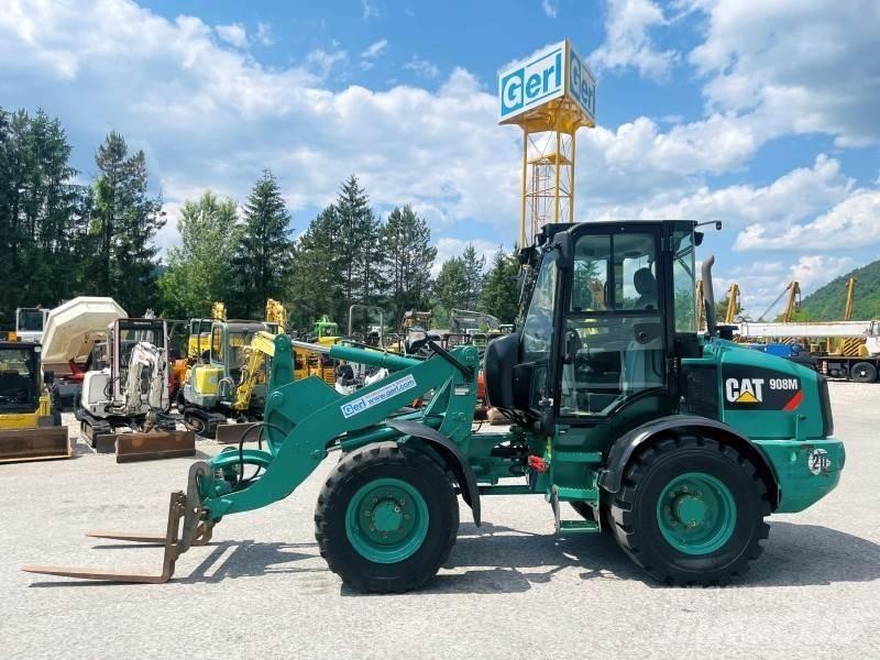 CAT 908M Carregadeiras de rodas