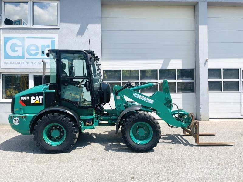 CAT 908M Carregadeiras de rodas