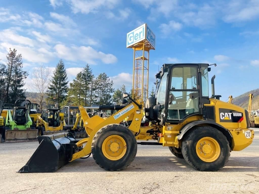 CAT 908M Carregadeiras de rodas