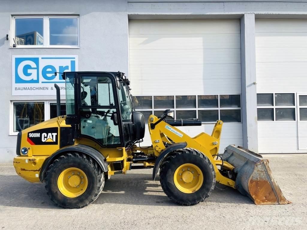 CAT 908M Carregadeiras de rodas
