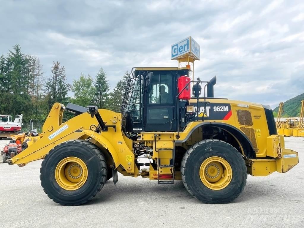 CAT 962M Carregadeiras de rodas