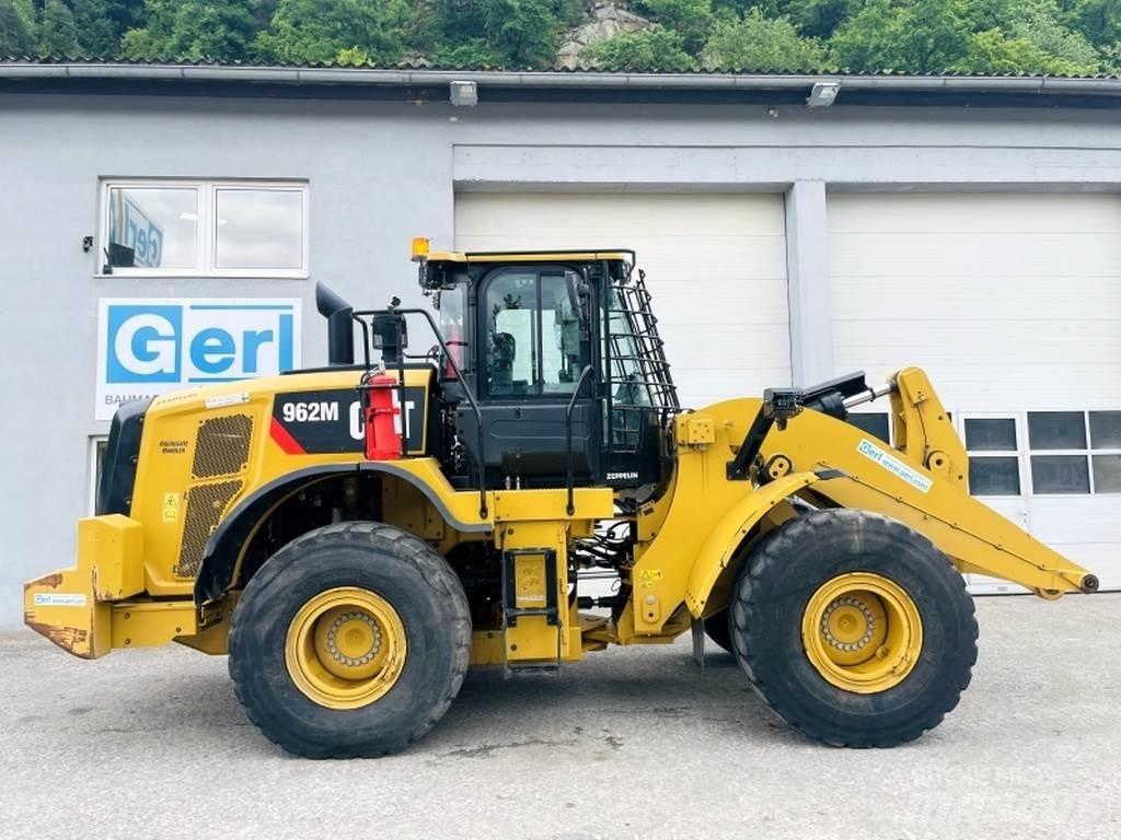 CAT 962M Carregadeiras de rodas