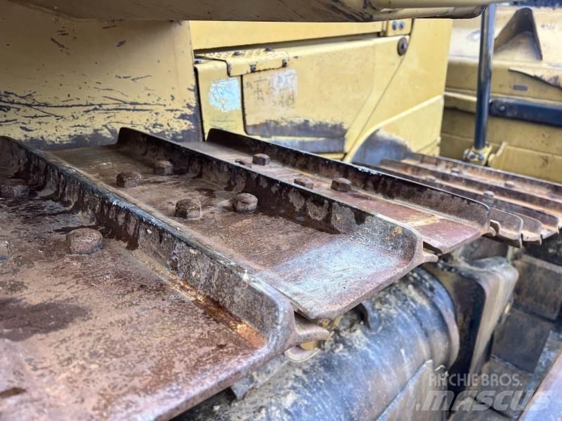 CAT D 6 T Dozers - Tratores rastos