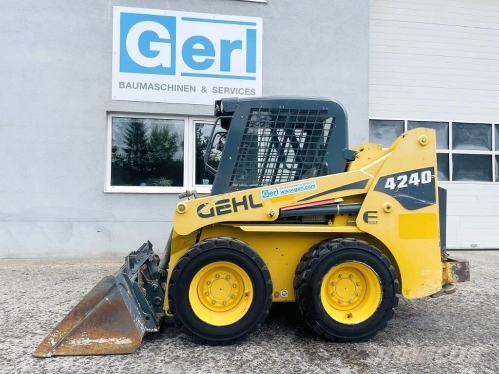 Gehl SL4240 Minicarregadeiras