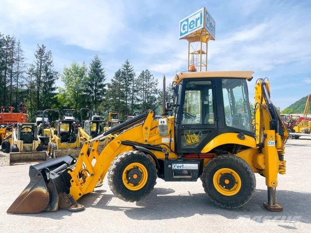 JCB 2CX SM 4WS Retroescavadeiras