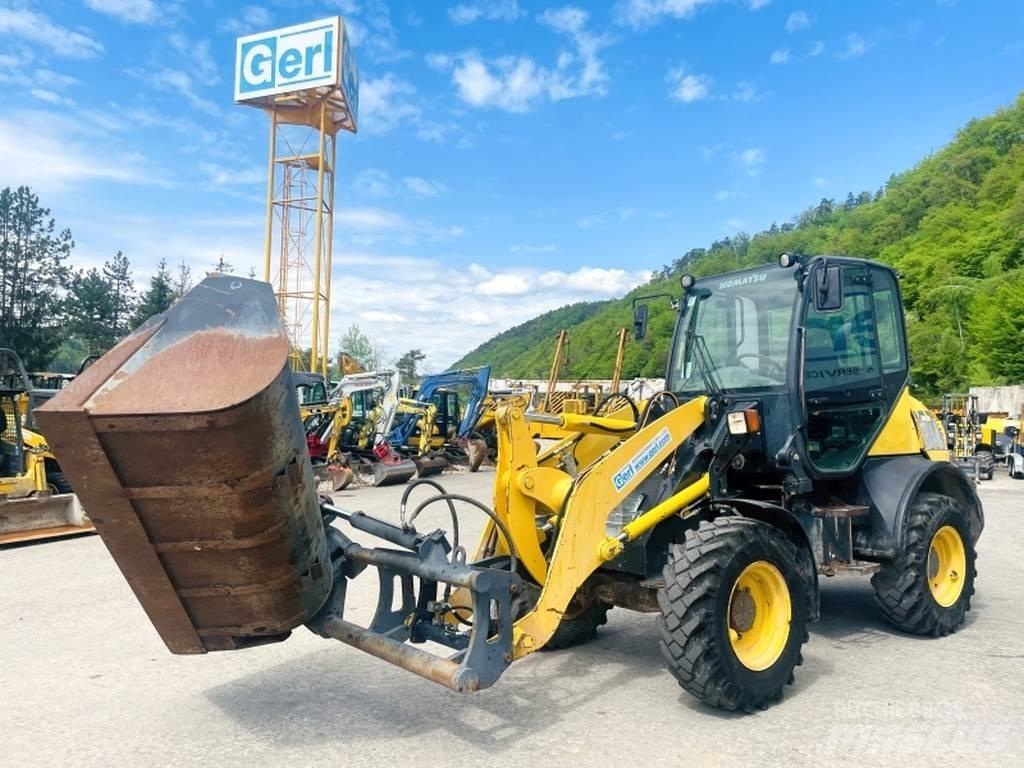 Komatsu WA80-6 Carregadeiras de rodas