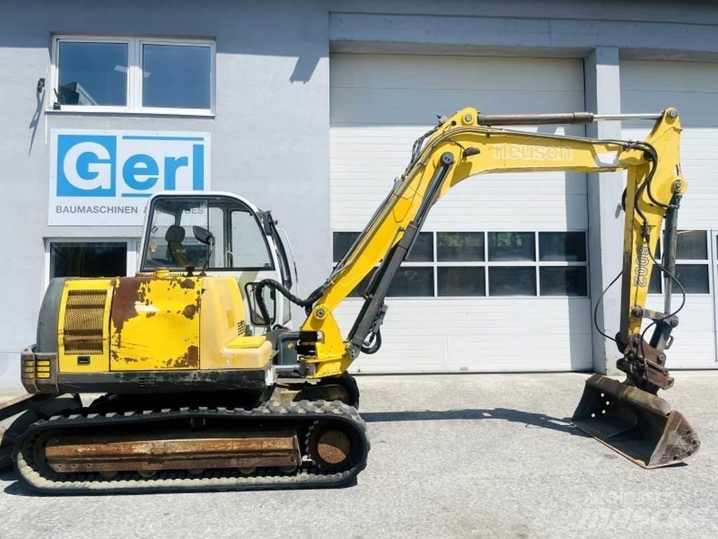 Neuson G8002 RDV Miniescavadeiras