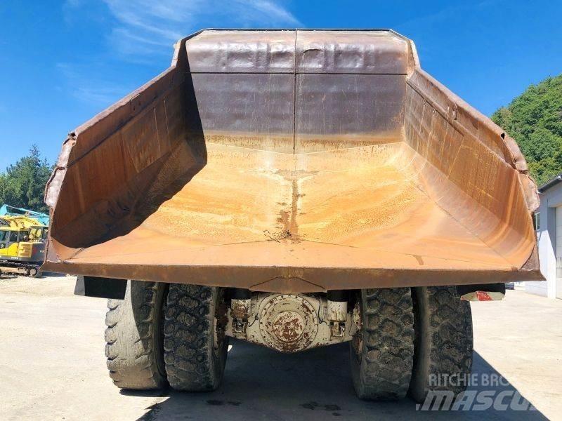 Perlini DP 655B Caminhões articulados