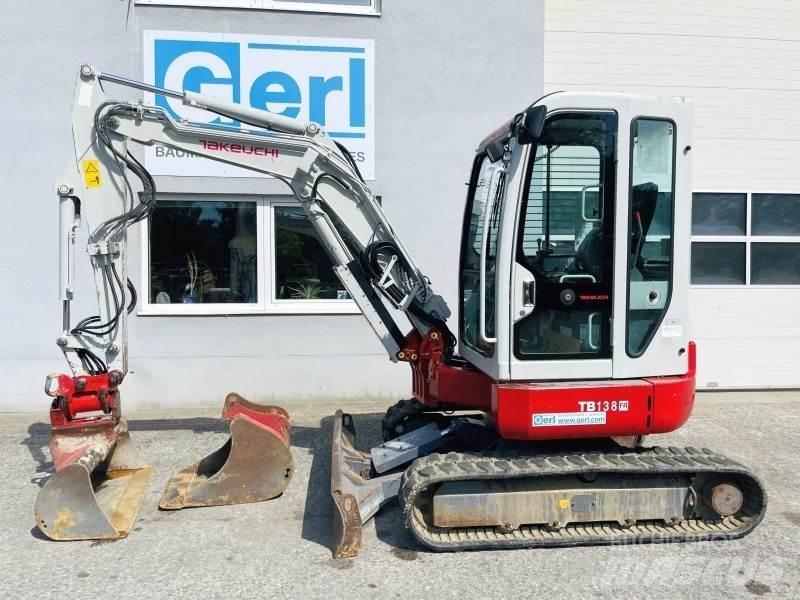 Takeuchi TB138FR Miniescavadeiras