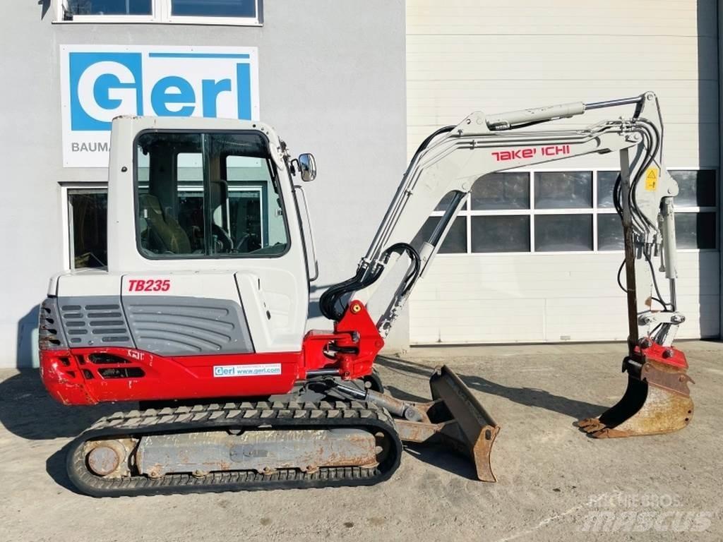 Takeuchi TB235 Miniescavadeiras