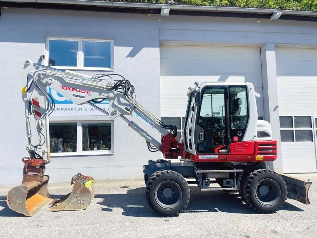 Takeuchi TB295W Escavadoras de rodas