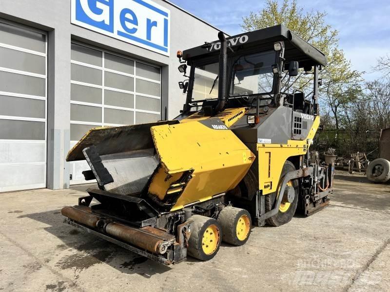  Volvo-ABG 6870 Espalhadoras de asfalto