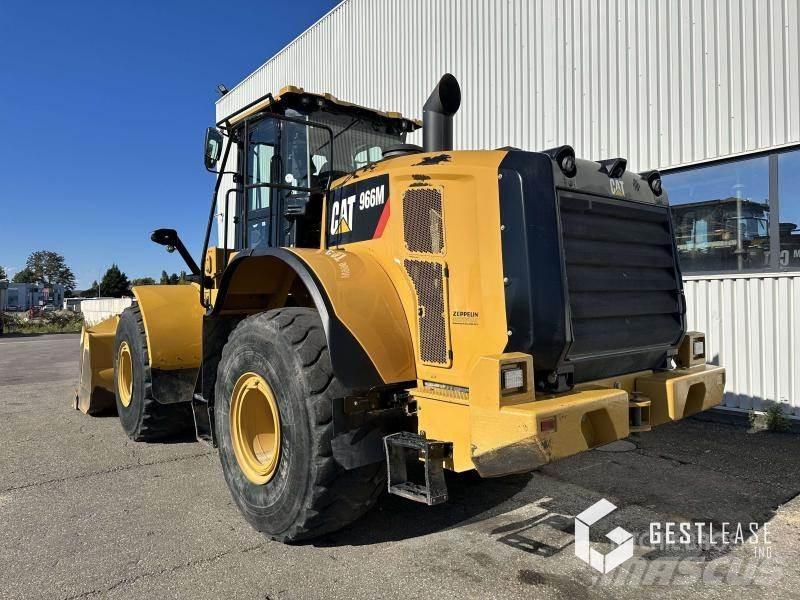 CAT 966M Carregadeiras de rodas