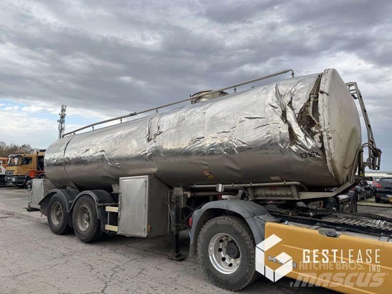 Magyar S33BTA Semi Reboques Cisterna