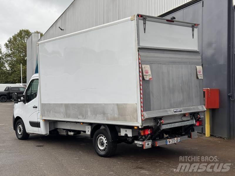 Renault Master Caixa fechada