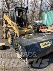 CAT 262B Minicarregadeiras