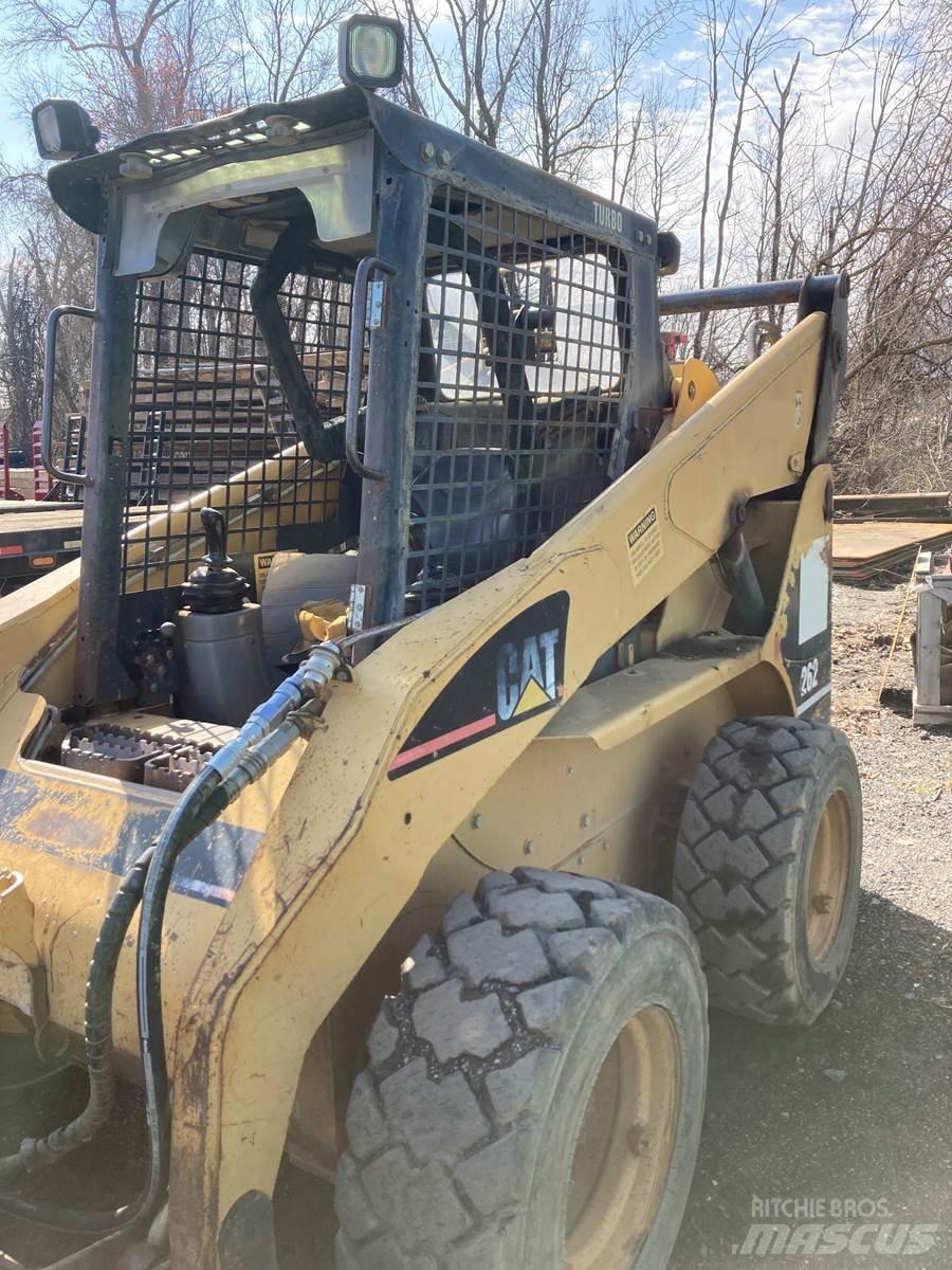 CAT 262B Minicarregadeiras