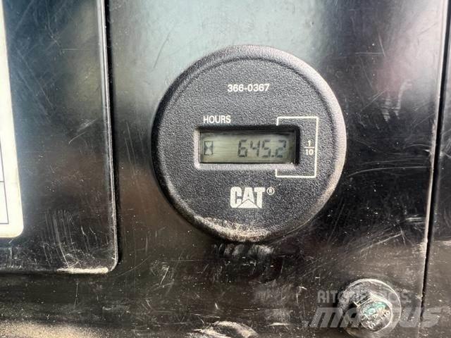 CAT 307E2 Miniescavadeiras