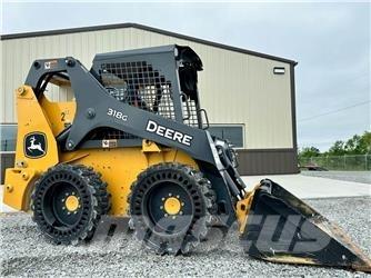 John Deere 318G Minicarregadeiras