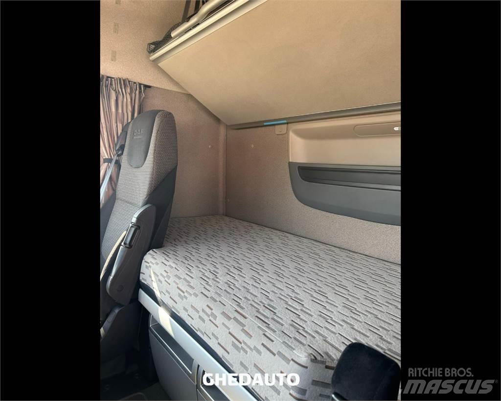 DAF DAF Caminhões de caixa fechada