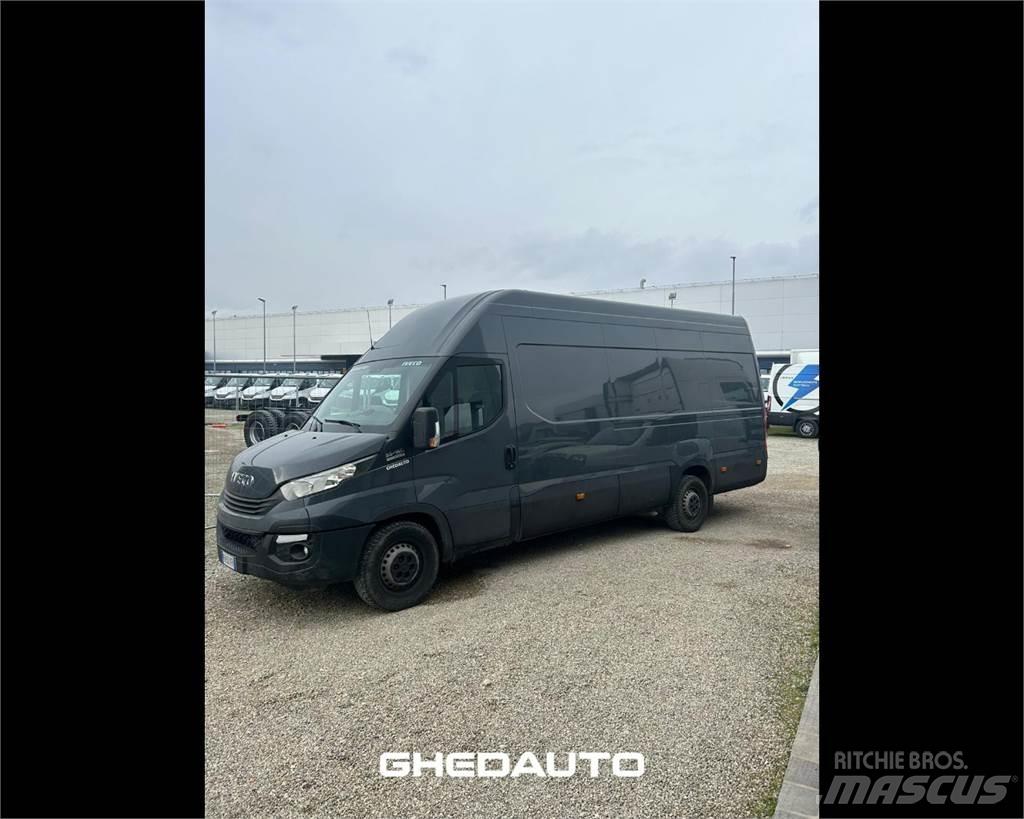 Iveco 35S16 Caixa fechada