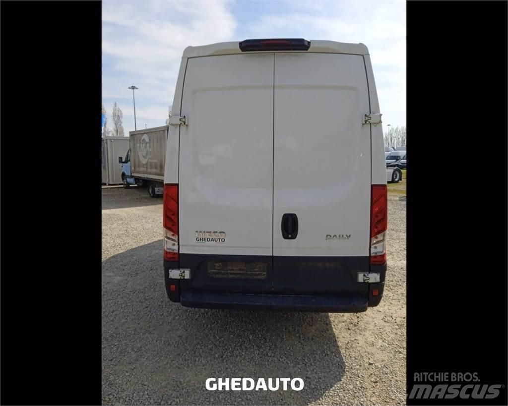 Iveco 35S16S V Caixa fechada