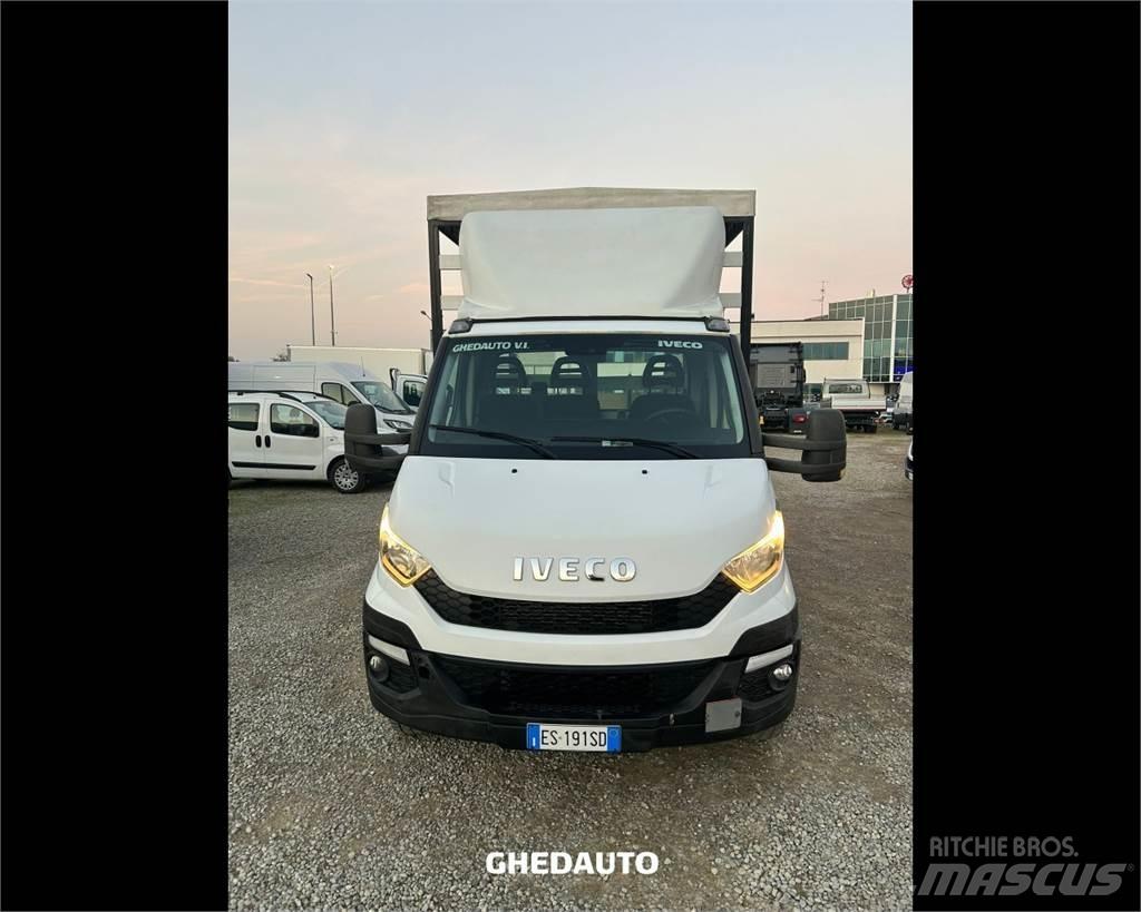 Iveco 65C15 Caminhões de caixa fechada