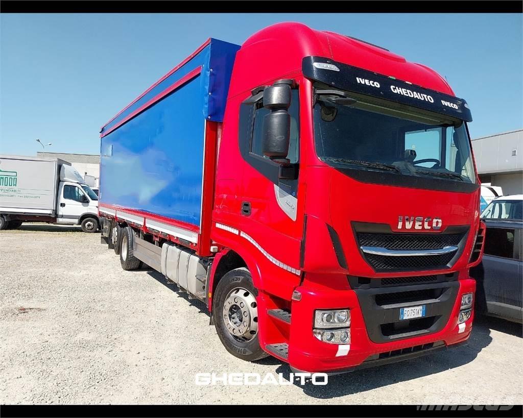 Iveco AS260SY Caminhões de caixa fechada